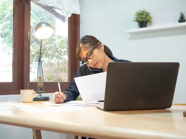 Quelles sont les meilleures pratiques pour le marketing digital dans le secteur des services éducatifs?